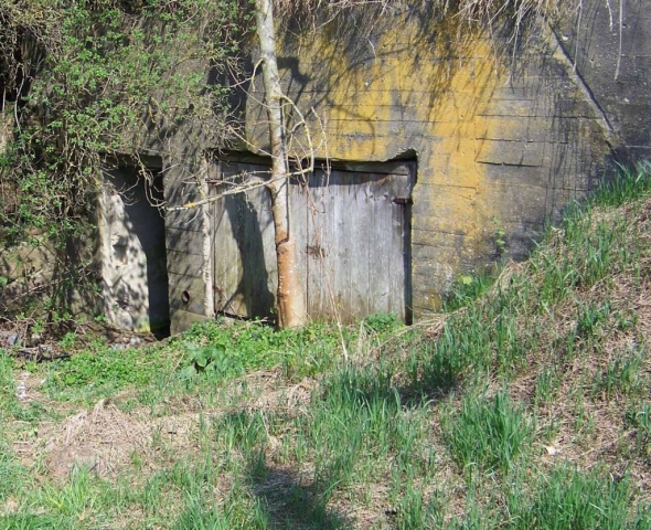 pozostałości schronów (11)