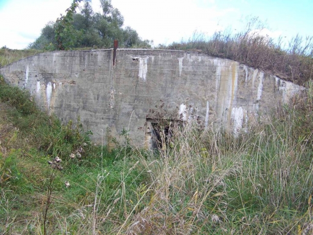 pozostałości schronów (6)